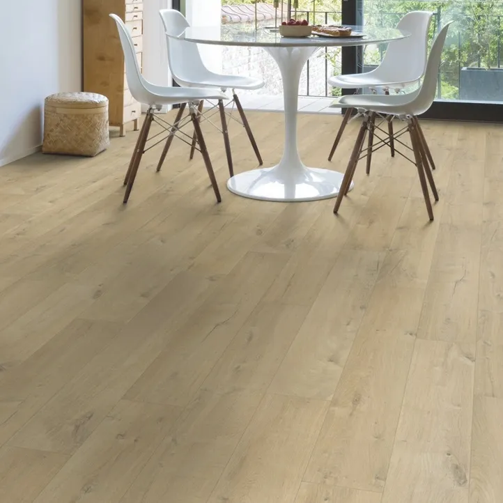 Oak laminate flooring in a dining nook, Camberwell Floorworld